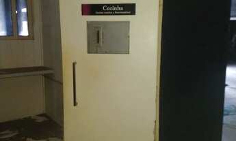 Imagem 4: Casa para aluguel e venda possui 557 metros quadrados com 4 quartos em Cordeiro - Recife