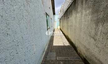 Imagem 7: Casa residencial mobiliada com 3 quartos, sendo 1 suíte máster disponível para locação e v