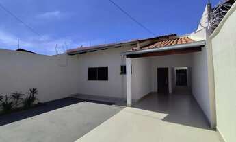 Imagem 2: Térrea para venda com 103 metros quadrados com 3 quartos em Residencial Center Ville - Goi