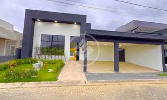 Imagem: Casa de Alto Padrão em Condomínio Fechado