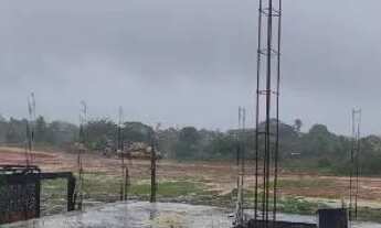 Imagem 6: Avenida com 5 casas, sendo 2 já prontas e 3 em andamento