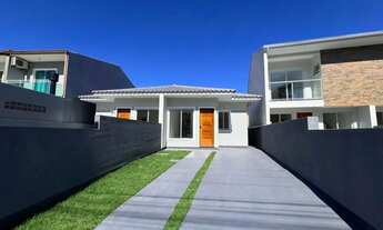 Imagem: VE/Casa Geminada 02 dormitórios sendo 01