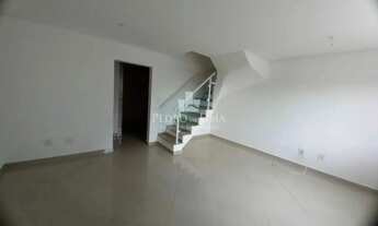 Imagem 2: Sobrado de condomínio com 3 Dormitórios sendo uma suíte e 2 Vagas na Penha