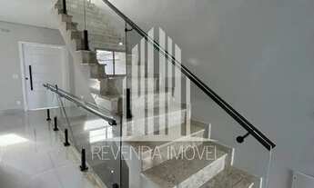 Imagem 6: Imperdível Casa de Luxo com 4 Suítes e 6 Vagas na Vila Irmãos Arnoni, São Paulo-SP!