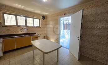 Imagem 3: Sobrado à venda com 4 quartos, sendo 1 suíte, em Santana, São Paulo - SP