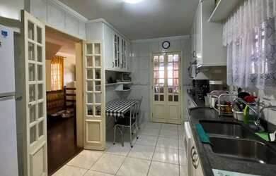 Imagem 5: Casa de condomínio sobrado para venda possui 240 metros quadrados com 4 quartos