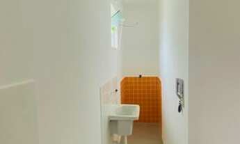 Imagem 3: Kitinete para aluguel tem 50 metros quadrados com 1 quarto