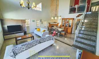 Imagem 2: Lindo sobrado, 244m², 4 suítes, piscina. R$-750-Mil