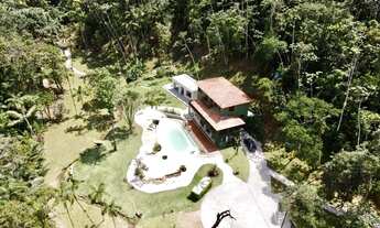 Imagem 6: Linda propriedade com piscina em área de 65mil m2