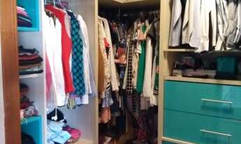 Imagem 7: Casa de condomínio sobrado para venda possui 380 metros quadrados com 3 quartos