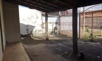 Imagem 5: Setor Central QD 24, Casa Original 2qts lado de cima da rua R$ 350.000,00