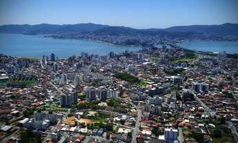Imagem 4: Apartamento para venda tem 45 metros quadrados com 1 quarto em Canto - Florianópolis - SC