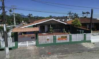 Imagem 3: Casa de esquina para venda com 3 quartos no Balneário Saint Etienne em Matinhos
