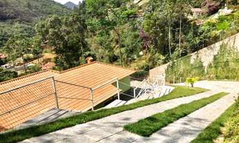 Imagem 2: Casa de condomínio para venda tem 170 metros quadrados com 4 quartos