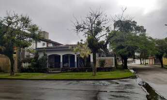 Imagem: Casa na Av Raul Cury a 200mts da praia