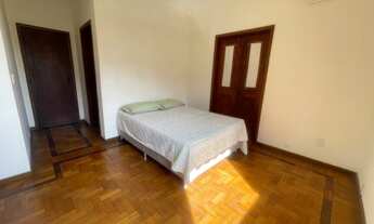 Imagem 6: Casa de condomínio para aluguel tem 551 metros quadrados com 4 quartos