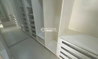 Imagem 2: Casa com 4 quartos para alugar no bairro Jardim Karaíba