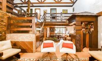 Imagem 2: Belíssima casa 5 quartos e 3 suítes à venda no Ahú em Curitiba/PR