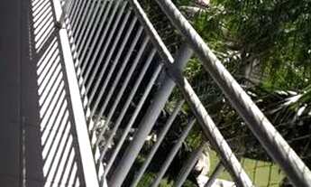 Imagem 4: SOBRADO À VENDA NO CONDOMÍNIO ARUJÁZINHO III - 3 SUÍTES - PISCINA - CHURRASQUEIRA - QUINTA