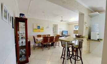 Imagem 2: Apartamento para aluguel possui 90 metros quadrados com 3 quartos em Centro - Bombinhas