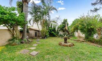 Imagem 5: Ampla casa com 4 dormitórios no bairro Igara