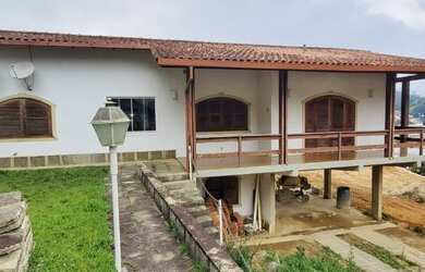 Imagem 6: Casa para venda com 200 metros quadrados com 3 quartos em Golfe - Teresópolis - RJ