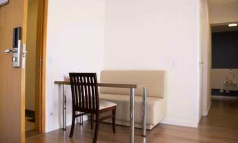 Imagem 4: Flat na Berrini, prox a Estação Berrini da CPTM, rodeado de grandes escritórios