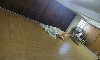 Imagem 2: Sobrado para aluguel possui 230 metros quadrados com 4 quartos 8 vagas ,4 banheiros , SLA