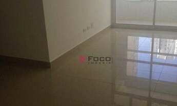 Imagem 3: Apartamento com 2 dormitórios para alugar, 78 m² por R$ 4.008,00/mês - Jardim Aquarius - S