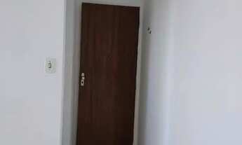 Imagem 3: Apartamento 2/4 em condomínio fechado