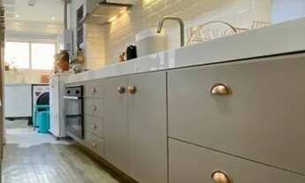 Imagem 6: OPORTUNIDADE ÚNICA! LUXUOSO APARTAMENTO 2 SUÍTES + LAVABO, VAR. GOURMET, COND. RESORT COMP