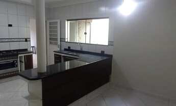 Imagem 5: Fantástica Casa de ótima localização com 4 dormitórios sendo 1 suíte