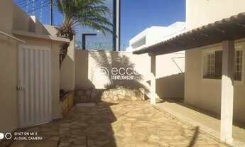 Imagem 6: Casa para aluguel, 3 quartos, 1 suíte, JARDIM KARAÍBA - Uberlândia/MG