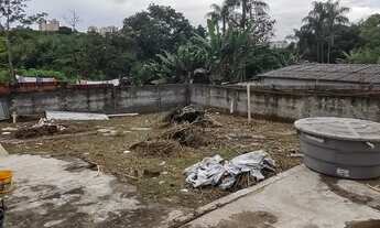 Imagem 4: Arniqueiras: Casa 2 qts lote 400 m2, plano/murado, cond.antigo, Quem vê compra!!