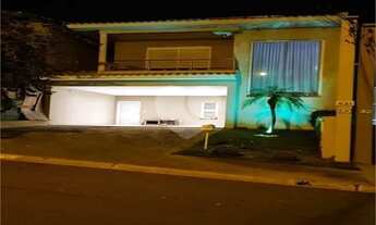 Imagem 2: Sobrado no Wanel Ville excelente condomínio