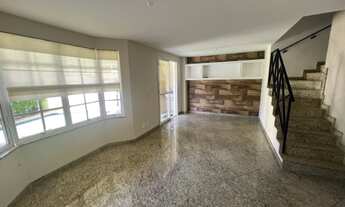 Imagem: Casa de condomínio com 216 m² e 4 suites