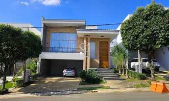 Imagem 3: BELISSÍMA CASA ASSOBRADADA NO SWISS PARK