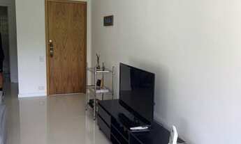 Imagem 5: Apartamento no Leblon para aluguel de 80m², 2 quartos, sala ampla, vista indevassado