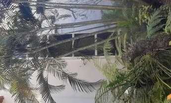 Imagem 3: CASA DOS SONHOS COM VISTA PRO LAGO COM PISCINA A VENDA COND ARUJÁ CONFIRA !