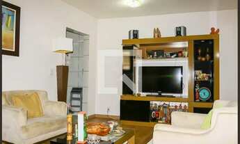 Imagem 2: Casa para Aluguel - Méier, 2 Quartos, 255 m2