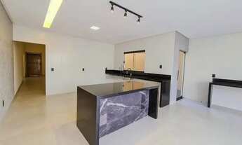 Imagem 6: Jardim Veneza - Casa Térrea com amplo quintal e lazer