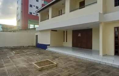 Imagem 3: Sobrado para venda com 280 metros quadrados com 3 quartos em Alto Branco - Campina Grande