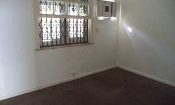 Imagem 4: Casa para venda tem 379 metros quadrados com 4 quartos em Grajaú - Rio de Janeiro - RJ