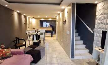 Imagem: Casa dúplex em condomínio fechado