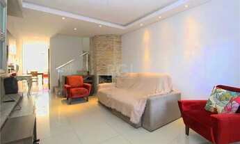 Imagem 3: Venha morar em grande estilo no Portal do Guarujá! Esta casa elegante e espaçosa tem 3 dor