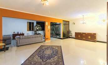 Imagem 5: Casa com acessibilidade - 4 dorm sendo 1 c/suíte e closet e 1 c/ suíte, ampla sala, piscin