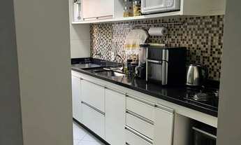 Imagem 2: Vendo excelente apartamento de 2 quartos reformado e armários embutidos