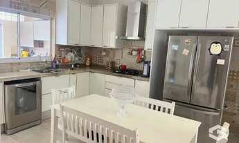 Imagem 4: JULIA)- UMA ÓTIMA OPORTUNIDADE!