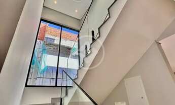 Imagem 6: SOBRADO EXUBERANTE EM CONDOMÍNIO FLORAIS DO PARQUE, 5 SUÍTES,2 SALAS, BANHEIRO NA ÁREA DE