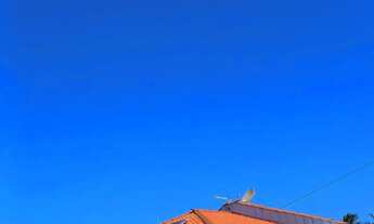 Imagem 5: Casa com piscina pé na areia